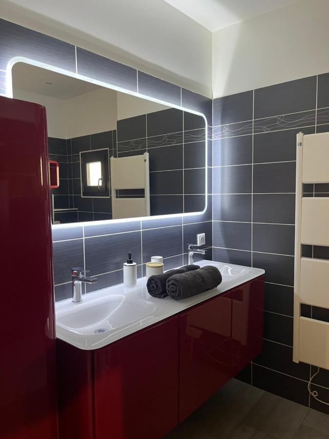 Logement Prive A Proximite Du Mont Ventoux Carpentras Exterior photo